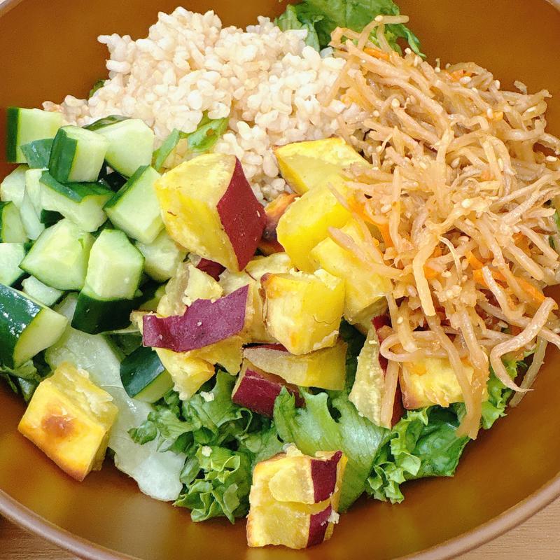 甘辛きんぴらごぼうと玄米のサラダ(WithGreen ホワイティうめだ店)