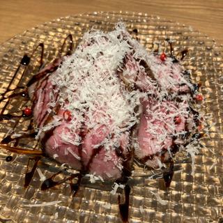 牛肉のタタキ(鉄板焼 九九)