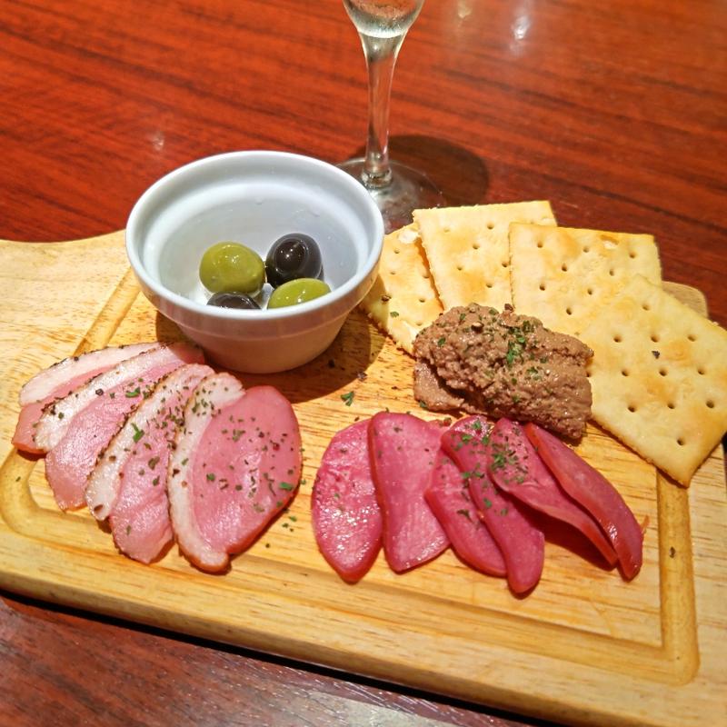 肉タパス3種盛り(大衆肉バル Kamiichi 上大岡)