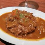 肉バルのメンチカツ 自家製デミグラスソース