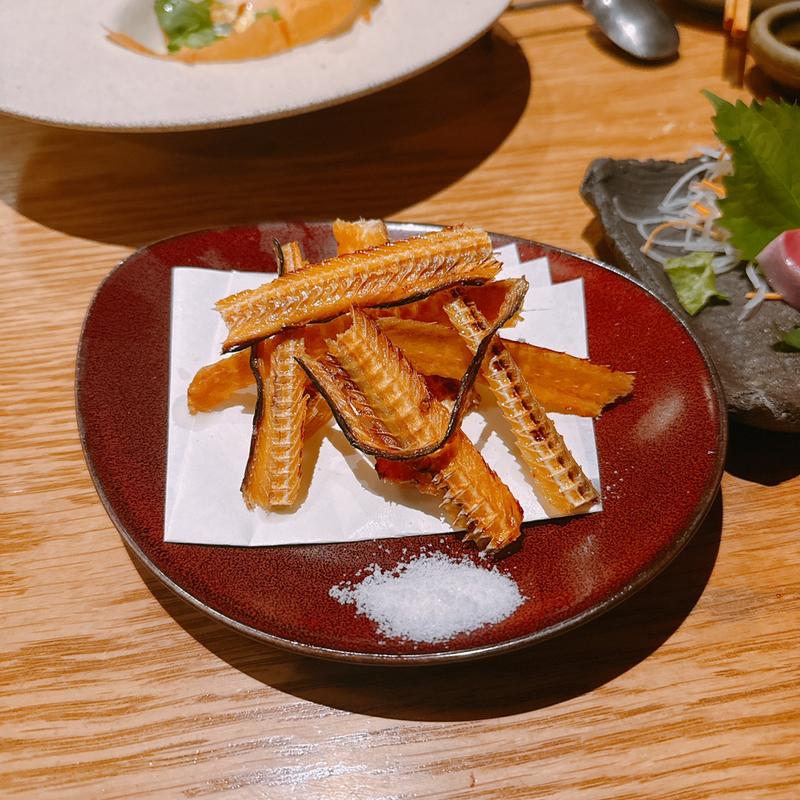 鱧の骨せんべい(京アポロ食堂 宮川町)