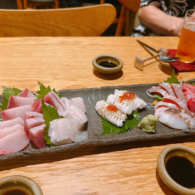 刺し身盛り合わせ(京アポロ食堂 宮川町)