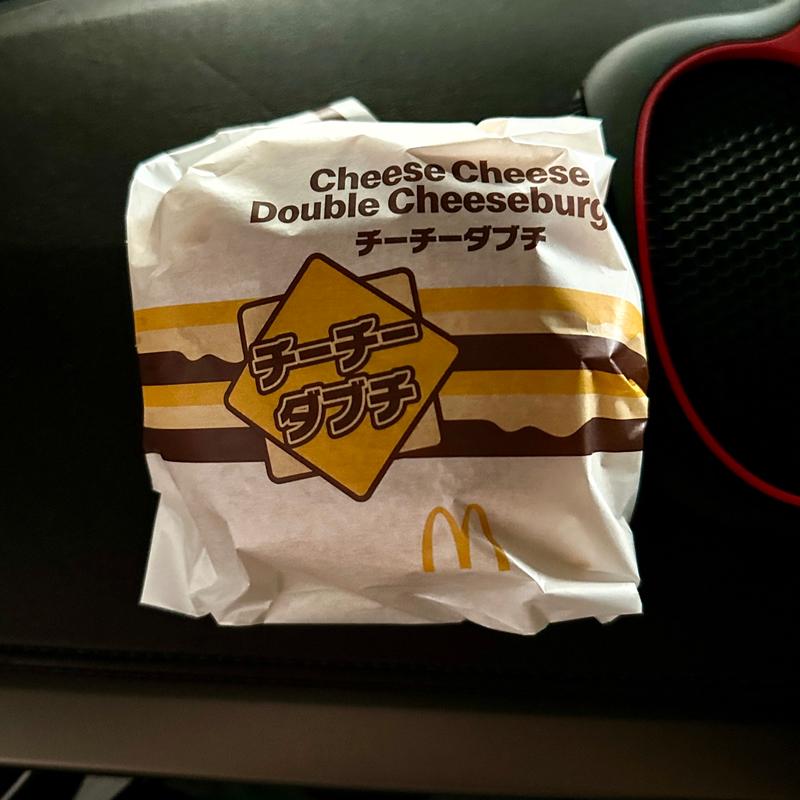 チーチーダブチー(マクドナルド 墨田文花オリンピック店)