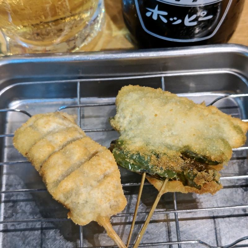 牛串・ししとう(串かつ でんがな 上大岡camio店)