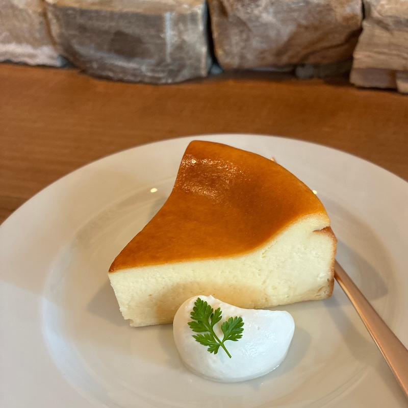 ベイクドチーズケーキ(LEAFLETTER)
