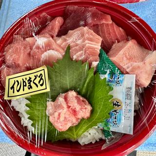 まぐろ丼