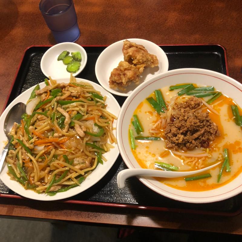 台湾豚骨ラーメン(眞味館 （シンミカン）)