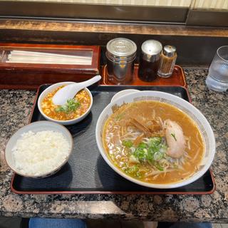 みそラーメンの定食