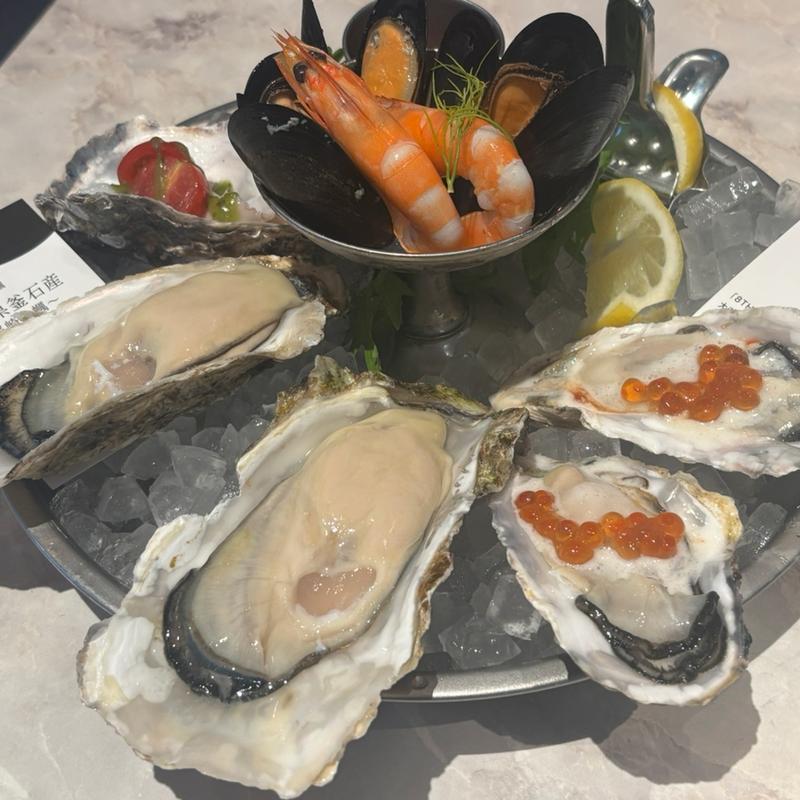 オイスターペアセット　シーフードプラッター(エイス シー オイスターテラス TOKYO TORCH店)