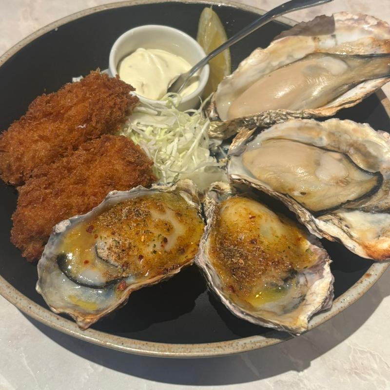 オイスターペアセット　ホットオイスタープレート(エイス シー オイスターテラス TOKYO TORCH店)