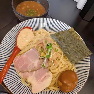 梅と煮干しのつけ麺