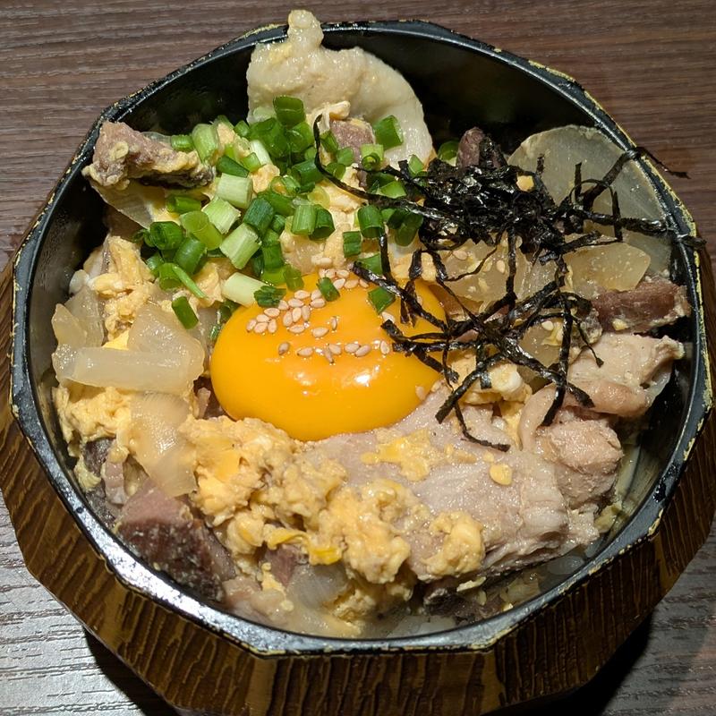 とりとんたん丼(TTT丼)(とりとんたん 横浜西口店)