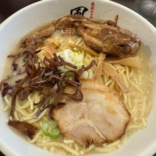 塩とんこつ＋軟骨チャーシュー