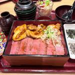 焼鳥とビフテキ重