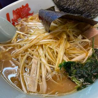 ネギ醤油ラーメン