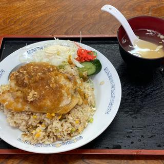 ヤキ肉チャーハン