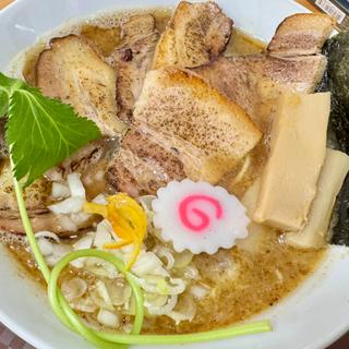 ラーメン中盛り＋チャーシュー＋ワンタン(らーめん理庵)