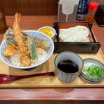 天丼・ざるうどんセット(釜揚げうどん 水山 新宿 （かまあげうどん・すいざん）)