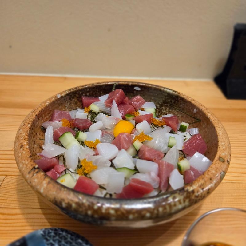 海鮮ばらちらし丼(さるぅ)