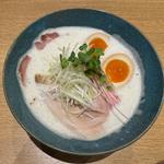 味玉鶏白湯ラーメン　塩