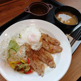 コムタム風ポークライス