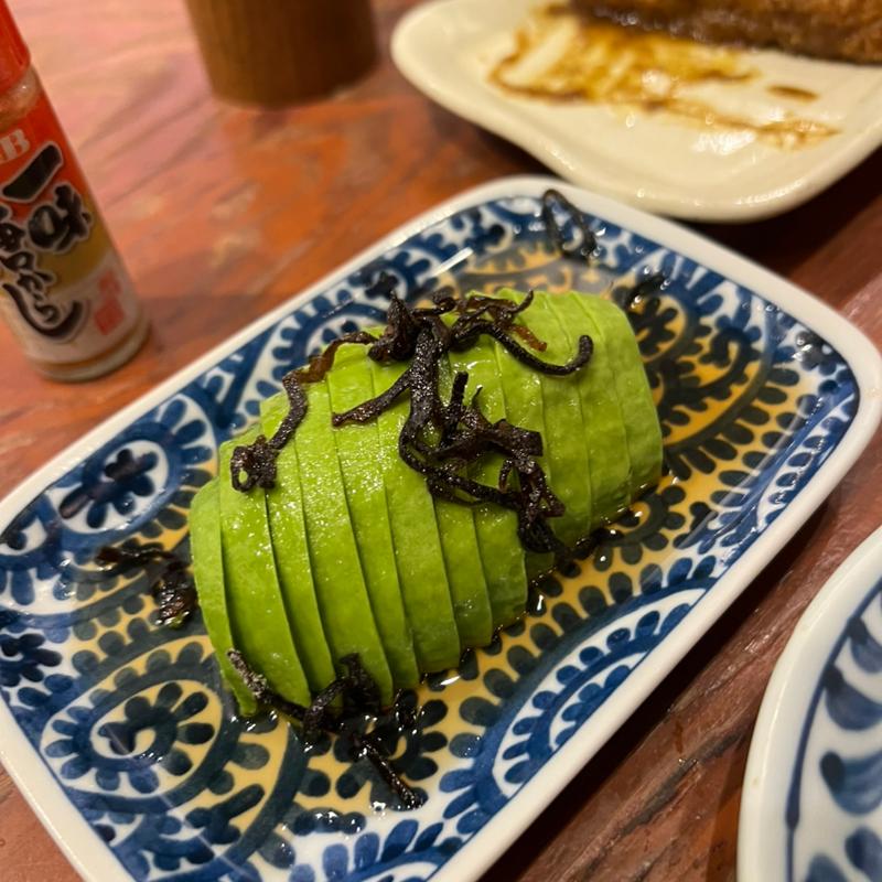 塩昆布アボカド(串焼き 炊き餃子　おくちゃん)