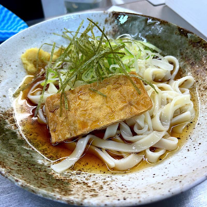 冷やしきしめん(名代きしめん 住よし JR名古屋駅3・4番ホーム店)