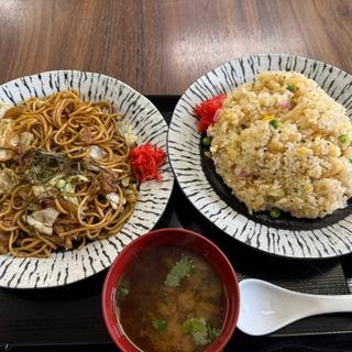 大盛チャーハン 焼きそば 