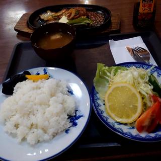 ポークソテーライス