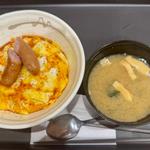 旨辛ソーセージ丼