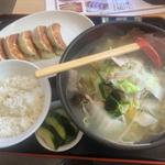 タンメン餃子半ライス