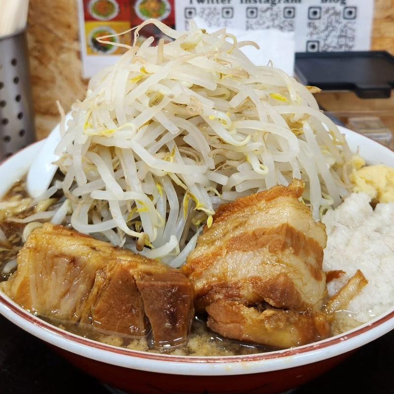 にぼ二郎 醤油 大盛り 野菜増し(麺屋にぼすけ 本荘店)