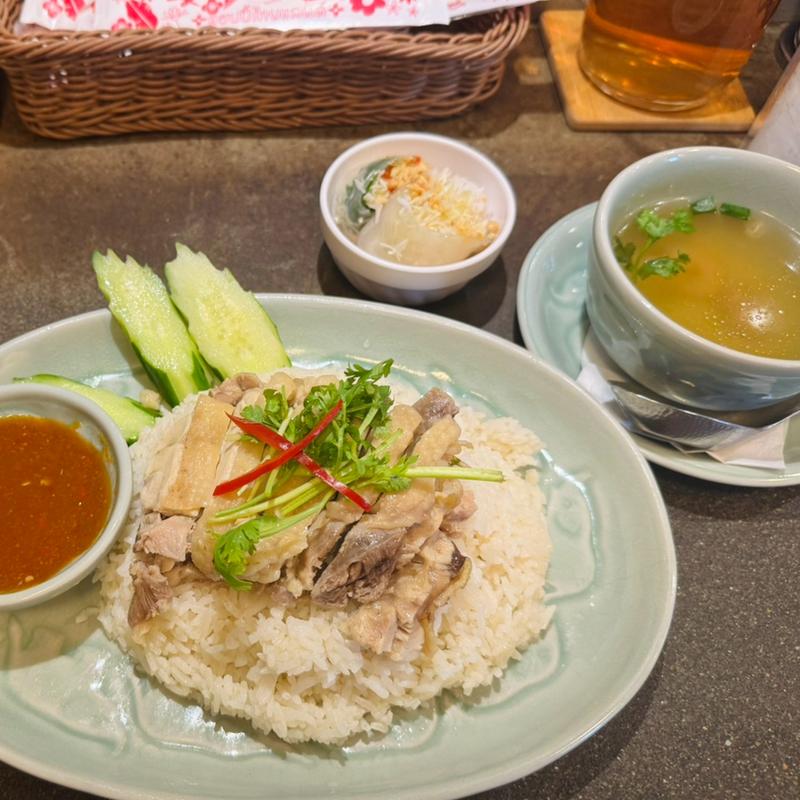 カオ・マン・ガイ(タイ料理研究所 渋谷店)