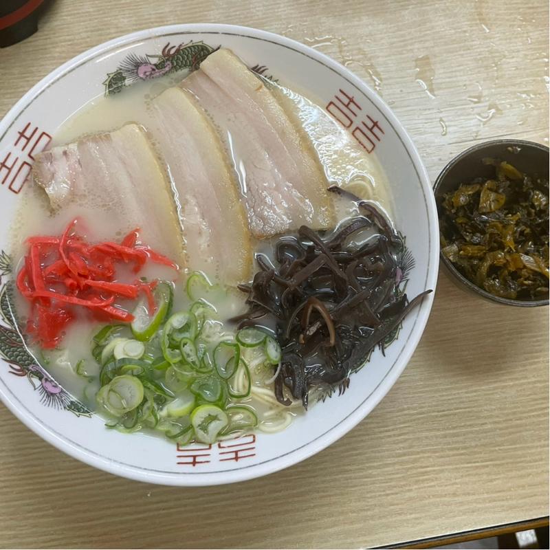 博多豚骨ラーメン(翔龍 )
