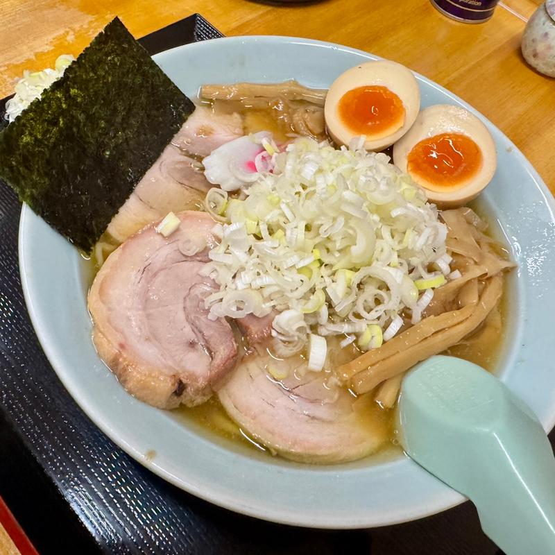 手打ちチャーシュー中華そば＋味玉(中華そば 香十)