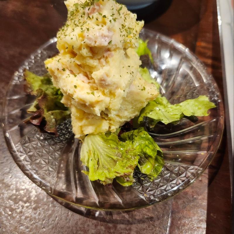 燻製ポテトサラダ(居酒屋くんか)