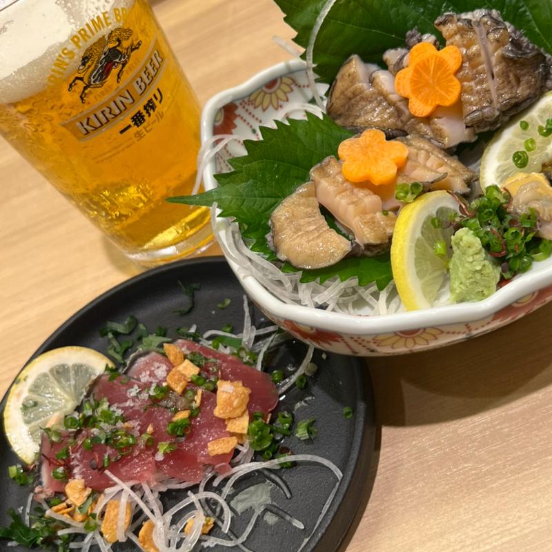 生ビールの友　鰹塩たたき　鮑刺し(天文館 吾愛人 本店)
