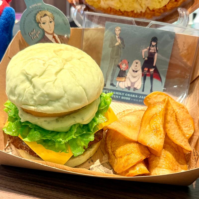 ロイドのグリーンバンズハンバーガー(大阪ヘルスケア パビリオン)