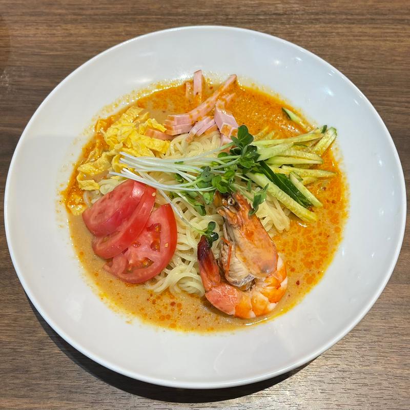 冷やし中華(ゴマだれ)(餃子の王様 龍吟 ウイステ店)