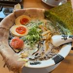 黒豚骨全部盛りラーメン