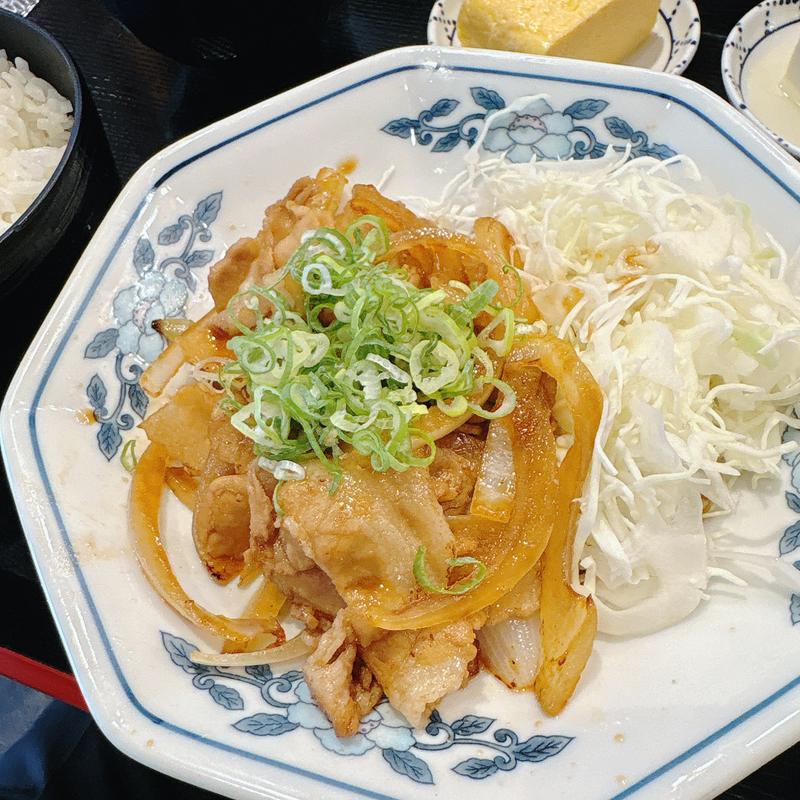 生姜焼き定食(大衆酒場ぎふや梅田芝田店)