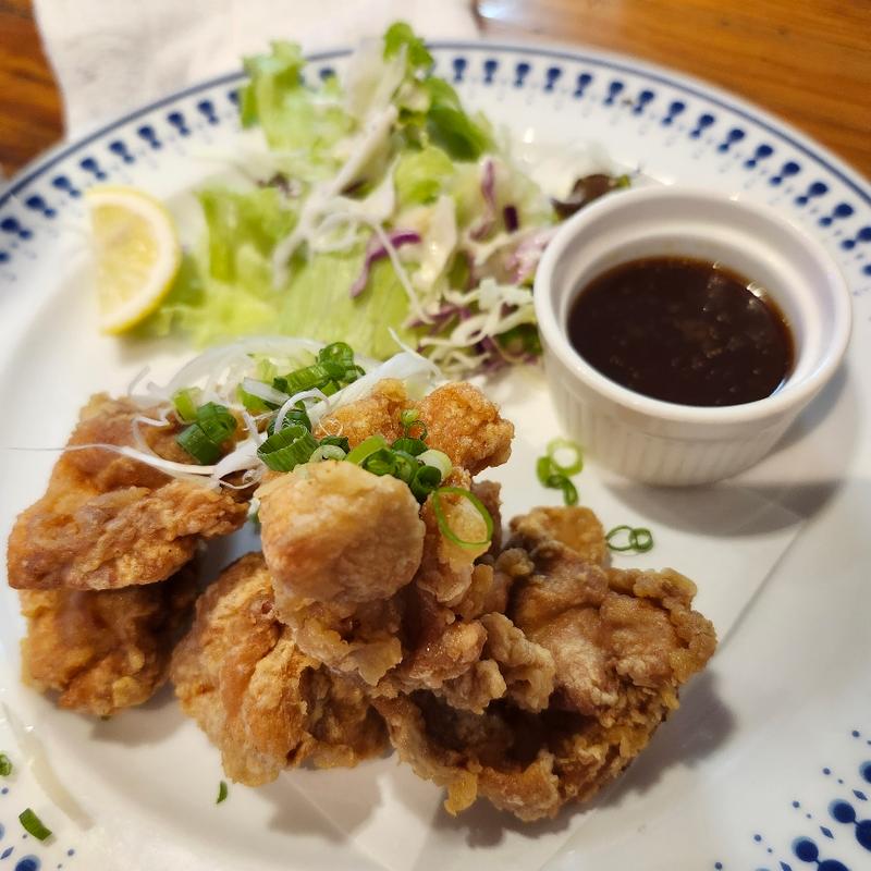 若鶏唐揚げねぎ酢醤油ソース添え(海さん〜市)