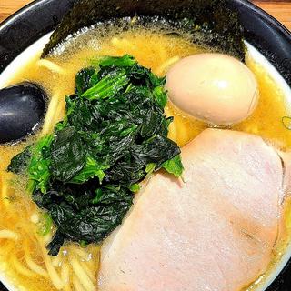 太麺 ほうれん草 味玉