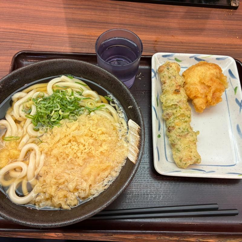 かけうどん大＋とり天＋ちくわ天(讃岐製麺 麦まる 八重洲地下街南口店)
