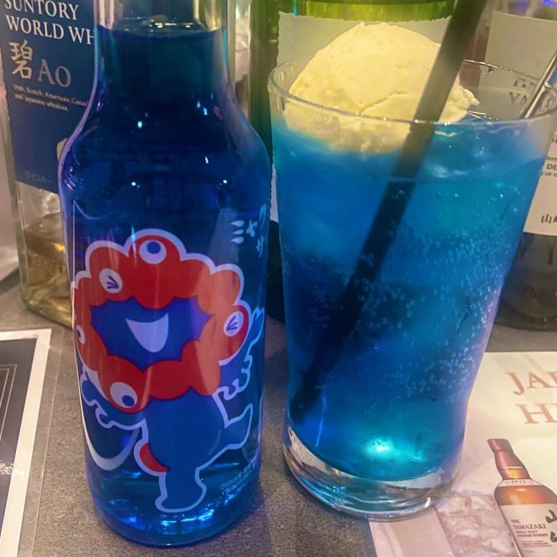 大人のほろ酔いクリームソーダ(タイムアウトバー)