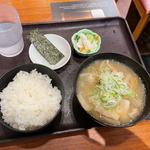 豚汁定食(品川ひおき)