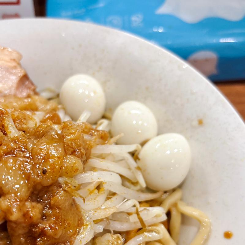 うずら卵(ラーメンぶぅさん)
