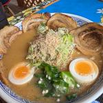 お肉たっぷり肉ラーメン