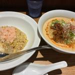 担々麺と海鮮チャーハンセット