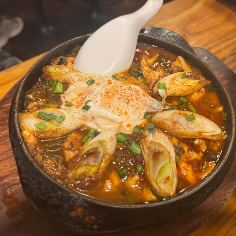 熱々地獄豆腐(呑者家 本店 （どんじゃか）)